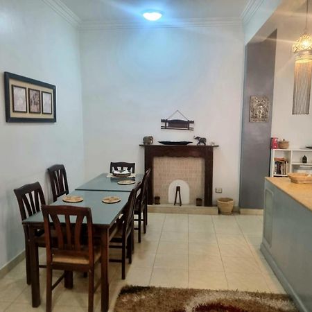 Appartamento Abo Hisham Nile Flat Luxor Esterno foto